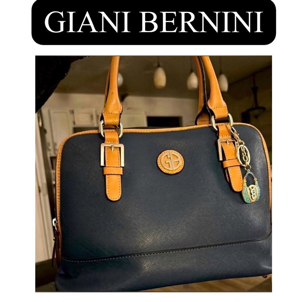 GIANI BERNINI Navy and Tan Handbag, EUC